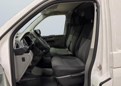 Volkswagen T6.1 Transporter UTILITY